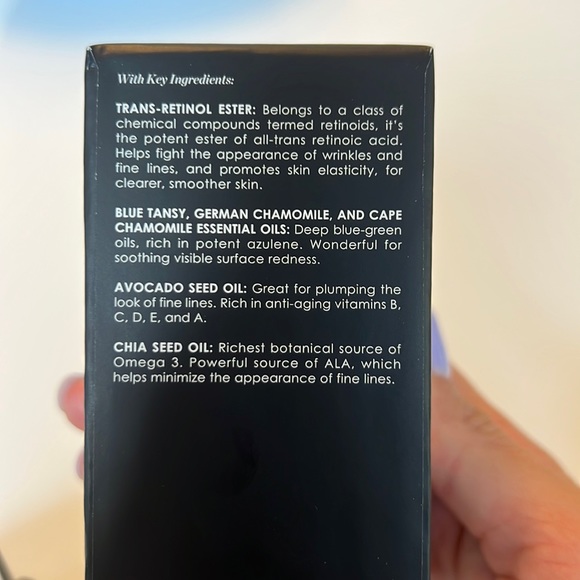 Sunday Riley Luna face oil - Picture 5 of 6